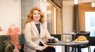 Der Einfangsbreich der Oberen Stube erstahlt im neuen Licht, neu ist der Empfang auch als Konsumationsraum nutzbar, fotografiert am Dinestag, 07. Oktober 2025, in Stein am Rhein. (Roberta Fele / Schaffhauser Nachrichten)